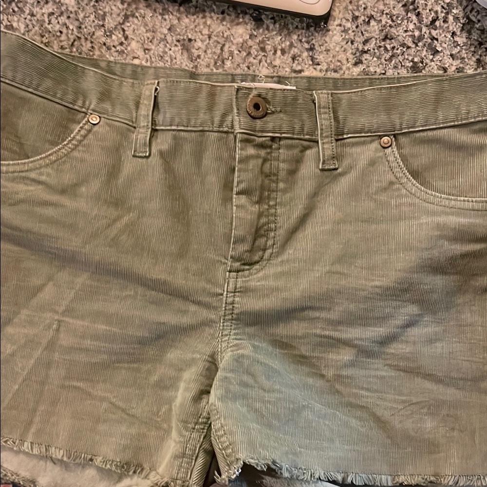 Carve Olive Green Women's Shorts